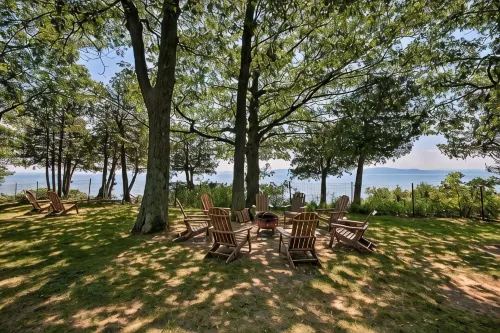 Rustic Cliff-top Cabin at the Tip of Lake Champlain's Barney Point - 4-Star