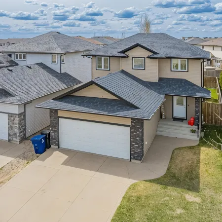 Spacious 4BR-4BA House for Large Families & Group in Stonebridge