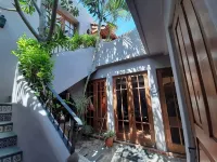 Villa de la Luna Loreto - Short walking distance to the beach and golf course. - breakfast