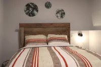 Dolce Casa@Sk: A Lovely 2 Bed Room gem you can call home.
