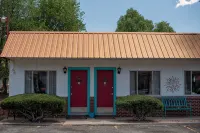 Circle R Motel - موتيلات