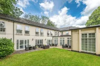 Forest Lodge Hotel