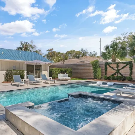 The Oyster - East Beach-Saltwater Pool, Hot Tub, Fire Pit, Ping Pong & Corn Hole
