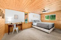 Secluded 4-season cabin w/private waterfront, epic game room & mins from trails - Kitchens