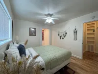Amazing vineyard views! Conveniently located close to freeways and downtown. - 3-Star