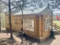 Prairie Creek Cabin -Ride SxS to trails from the cabin! Kayak and Fish the Creek - Alphydda