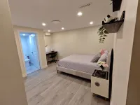 時尚3卧室私人地下室公寓，配有3間浴室 - 3星級