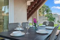 Beachy Places, Hot tub, Pool, Beach - Swimmingpools