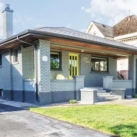 Downtown Bungalow