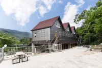 Gwangyang Banwolsanjang Pension - 膳食民宿