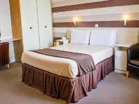 Doric Hotel Hotels near Central Beach