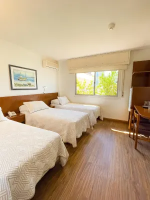 Hotel Ajax - parking
