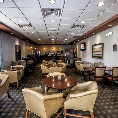Norfolk Country Inn and Suites