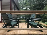 Tall Pines & Lake View. Perfect Location Ctr of Mdi! Close Trails.  Local Owners - Wi-Fi