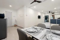 Casa for 4 -[Pet allowed] Tiny house• Prvt Parking by VCR -  case vacanza in affitto