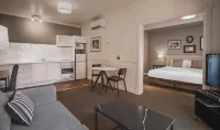 Majestic Old Lion Apartments Hotels in Walkerville