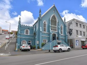 Chapel Apartments