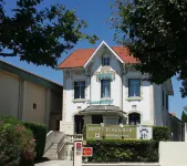 Hôtel Beausoleil Hotels in Rochemaure