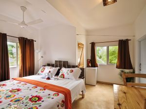 B&B La Isleta Apart Hotel