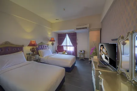 Arenaa Batik Boutique Отели рядом с достопримечательностью «Bukit Pelindung Recreational Forest»