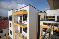 Stunning 2-Bedroom Furnished Apartment in Accra Hotéis em Kwashieman