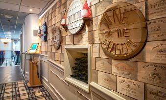 The Caledonian Claymore Hotel - Housity