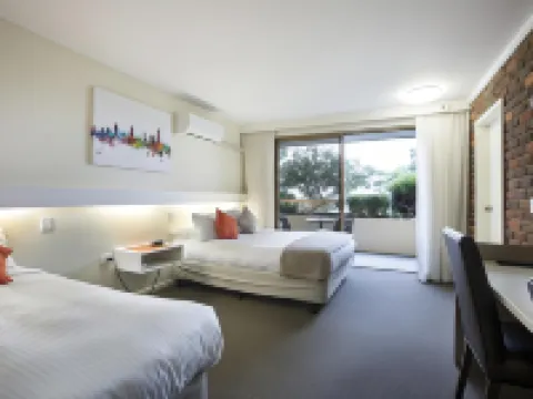 Nightcap at Shoppingtown Hotel Hotels in Doncaster