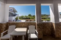 Chandris Apartments Hotels in Kavos