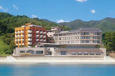Sanriku Hana Hotel Hamagiku Отели рядом со станцией JR Namiita-Kaigan station