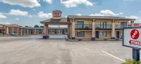 OYO Hotel Texarkana North Heights AR Hwy I-30 텍사캐나 호텔