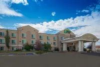 Holiday Inn Express & Suites Evanston Hotels in Evanston