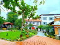 Golden Star Villa Hue Hotel di Phong Sơn