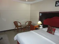 Sdm Tavern and Suites Отели в г. 