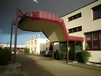 Hotel Zur Riede Hotels in der Nähe von Jagdhütte Hasbruch