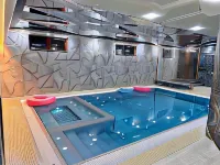 Hayat Plaza Hotel & Spa