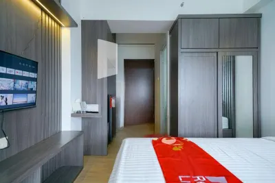 RedLiving Apartemen Gunung Putri Square - Abidin Room Tower Pinus