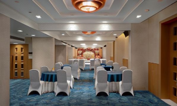 Cocoon Hotel