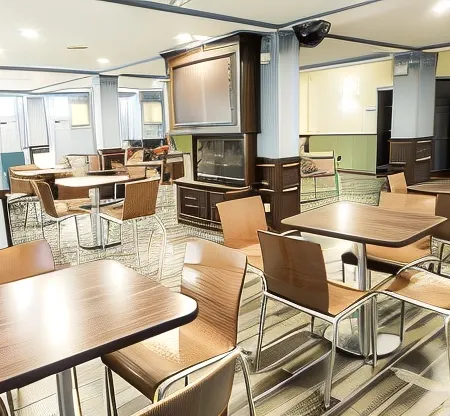 Days Inn & Suites by Wyndham Merrillville