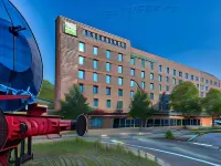 Ibis Styles Hamburg-Barmbek Hotel dekat Hamburg-Poppenbüttel Railway Station