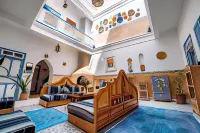Riad Amana - parcheggio