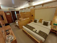 Hotel Temple on Ganges