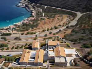 Trapela Limeni Luxury Suites