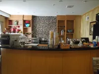 The Eldon Luxury Suites Hotels near Shaw