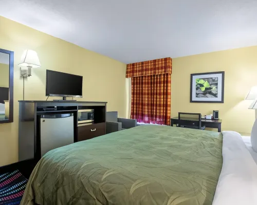 Quality Inn Holly Springs South Hotels in Holly Springs