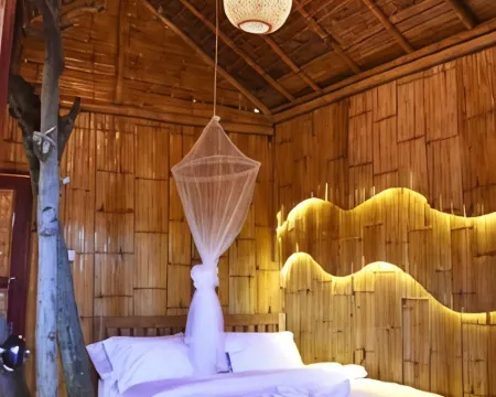 บ้านไร่ใจแจ่ม/Ban Rai Jai Chaem-Spa Cafe & Homestay โรงแรมในอำเภอ แม่แจ่ม