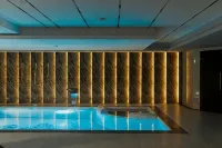 Siab Hotel - Pools