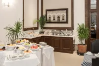 La Mision Hotel Boutique - breakfast
