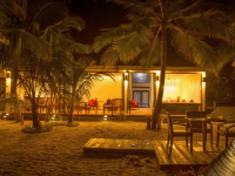 Lvis Blancura Hotel Hotels in Dharavandhoo Island