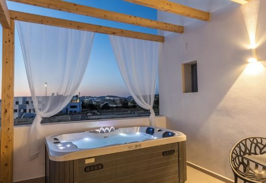 알레노르 시티 호텔