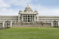 PPH生活斯里庫馬拉豪華住宿飯店